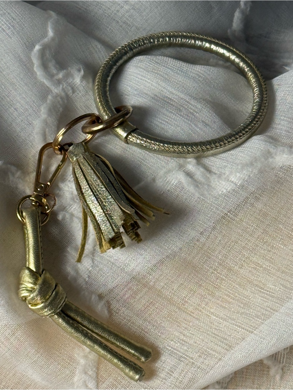 Unbranded Gold wristlet Tassel Bangle Keyring - Touch of sophistication